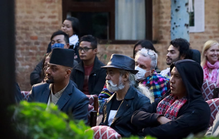 संगीतकार लोचन रिजाल र लेखकद्वय विप्लव प्रतीक र बुद्दिसागर
